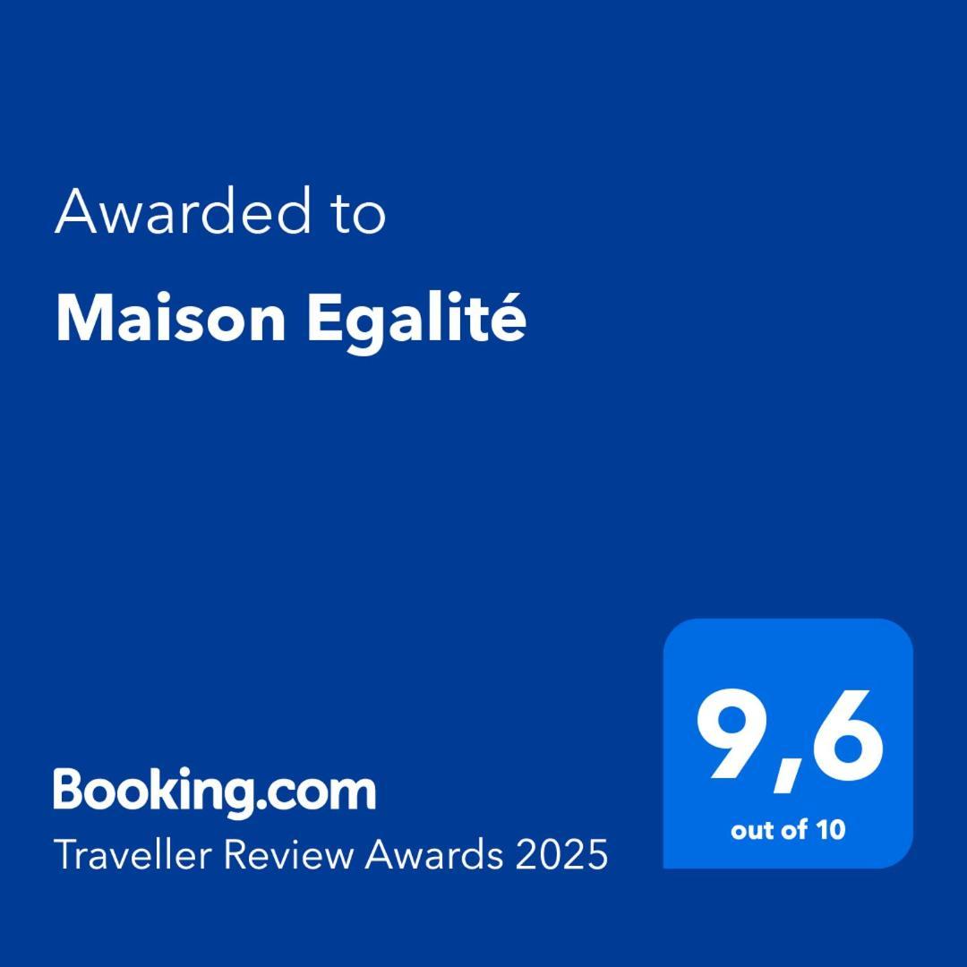 Maison Egalite Melay  Екстер'єр фото